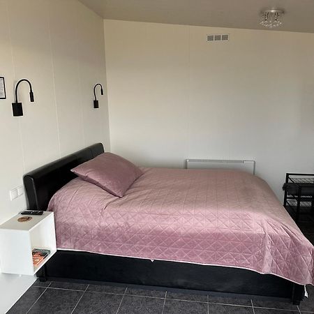 Sol Apartment Keflavik Bagian luar foto