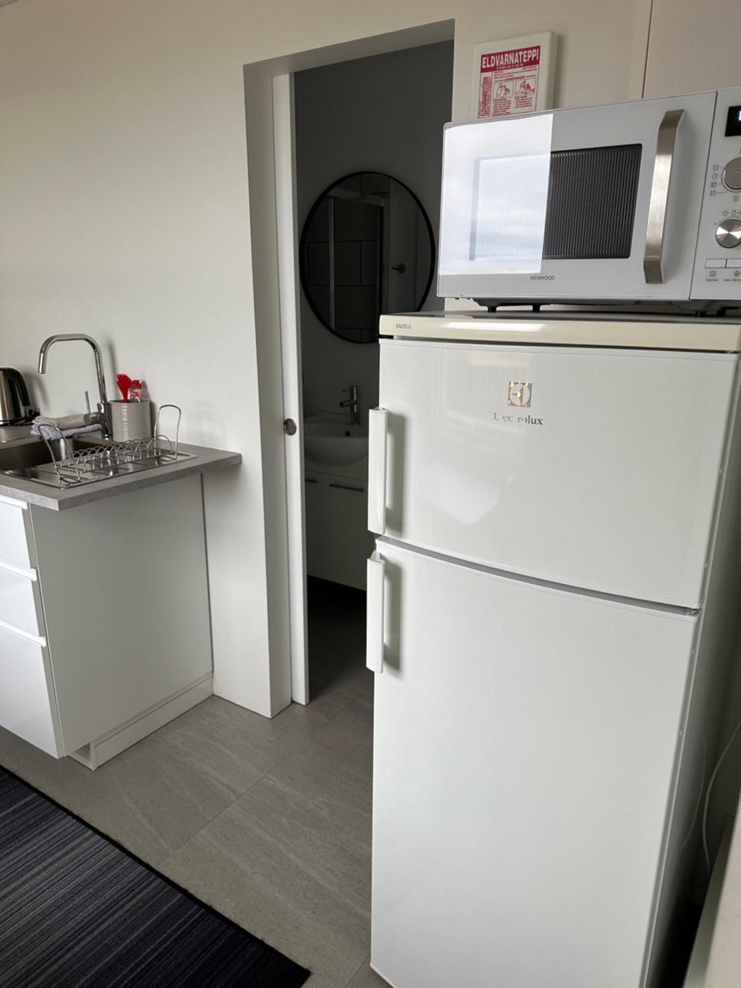 Sol Apartment Keflavik Bagian luar foto