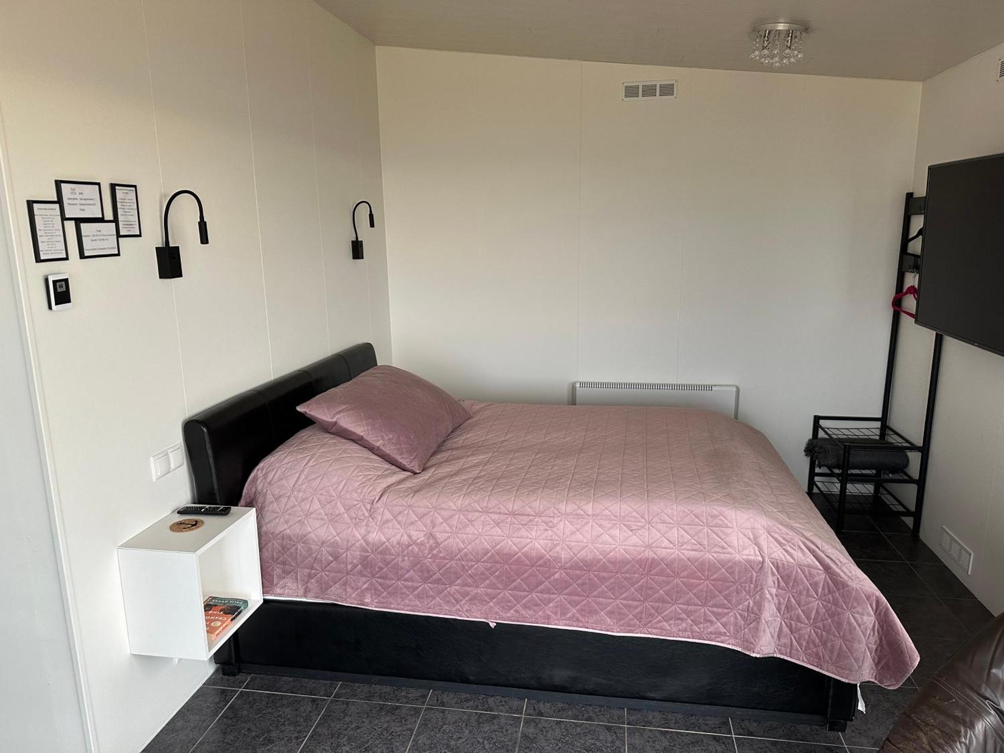 Sol Apartment Keflavik Bagian luar foto