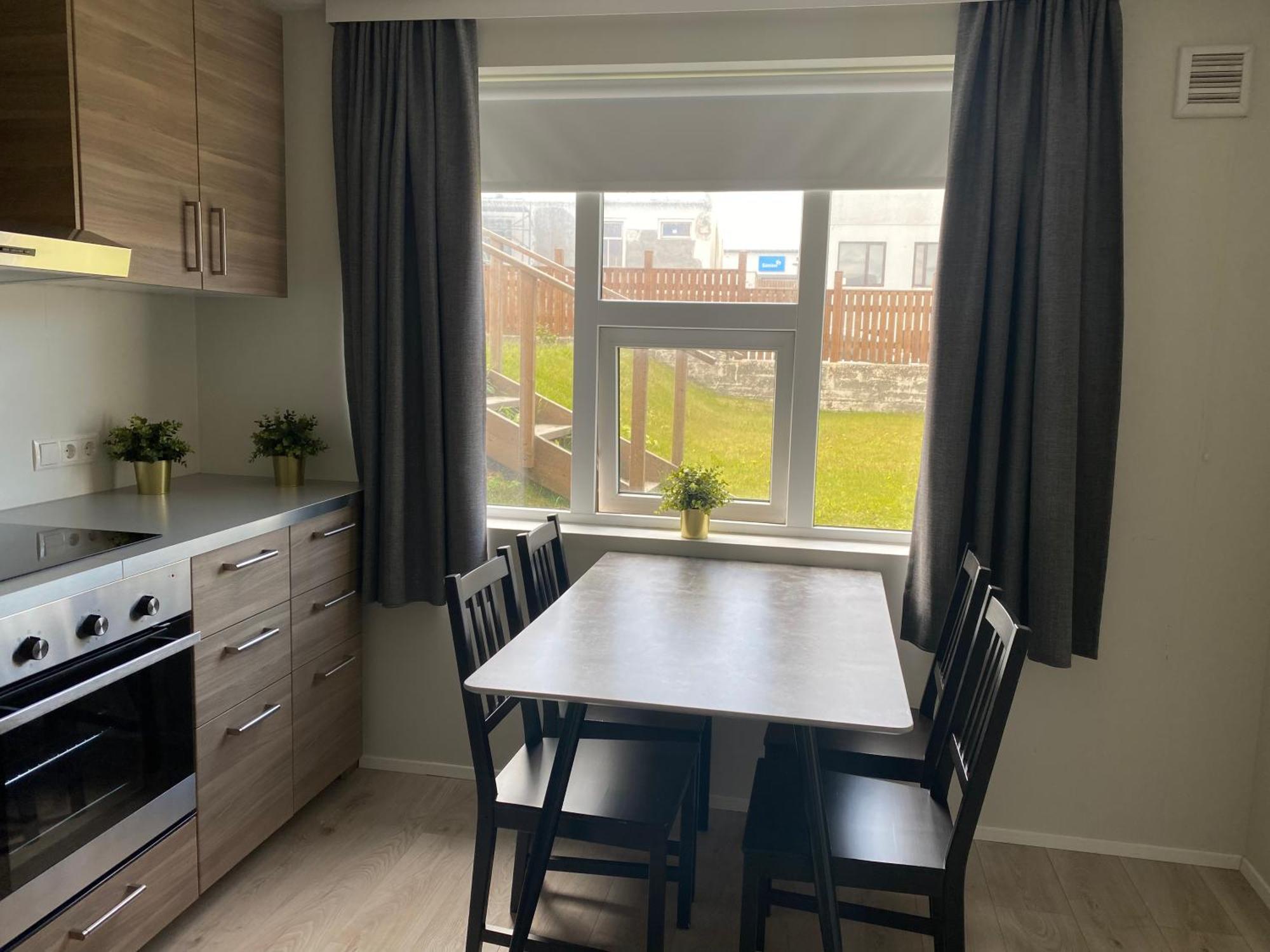 Sol Apartment Keflavik Bagian luar foto